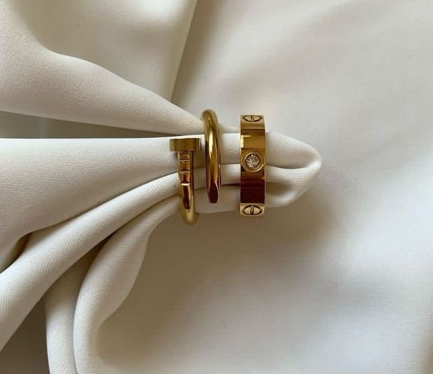 Ring vain2
