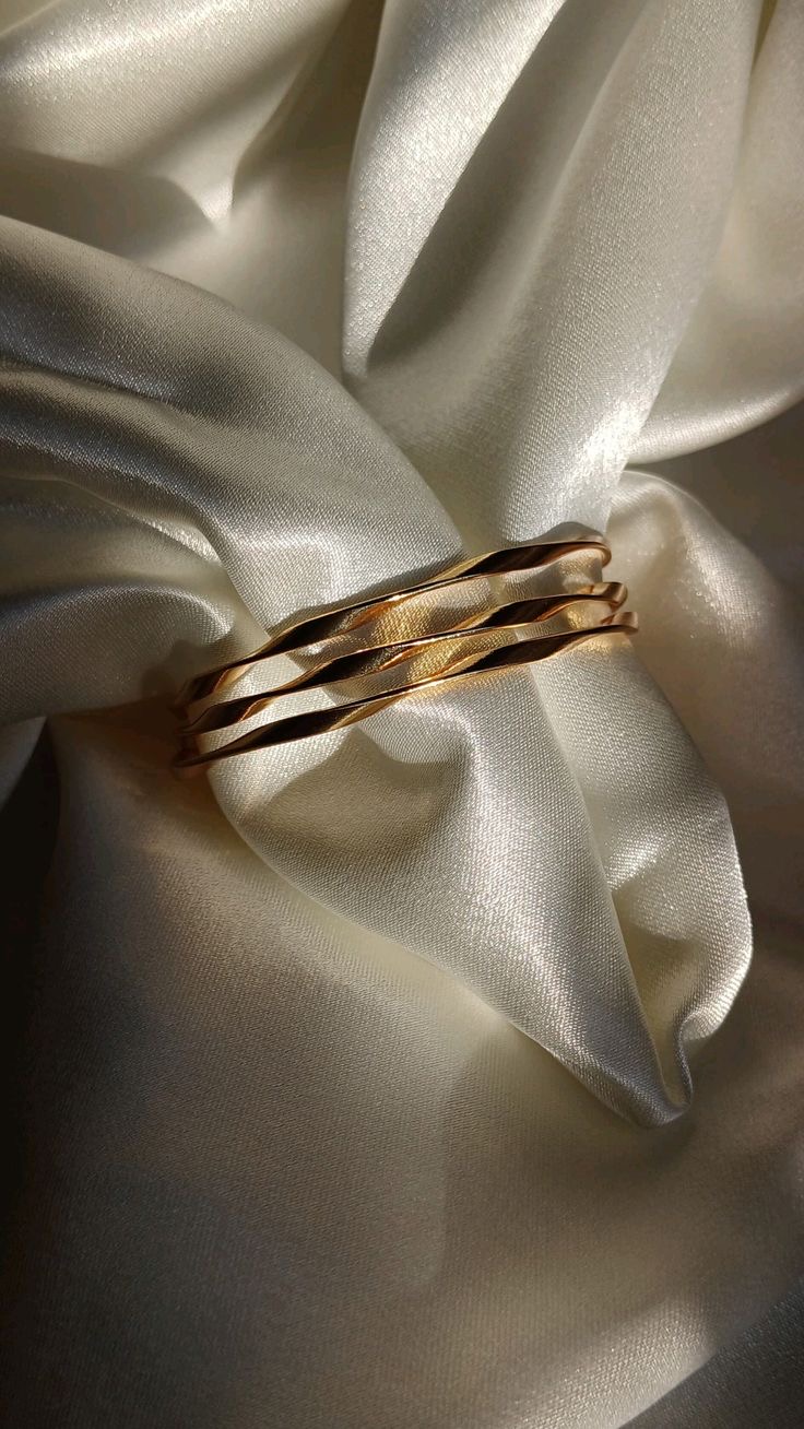 jewelry lopis